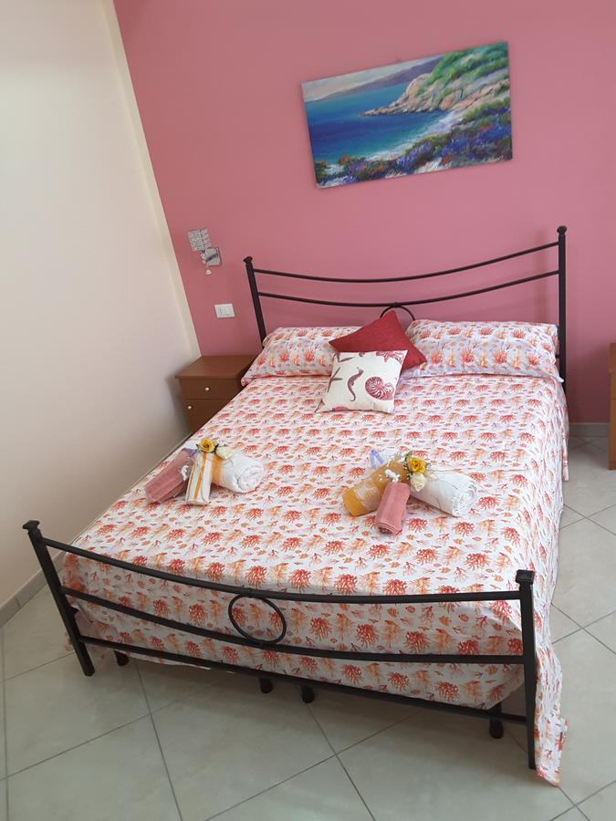 Stella Marina Rooms For Rent Portopalo Di Capo Passero Eksteriør billede