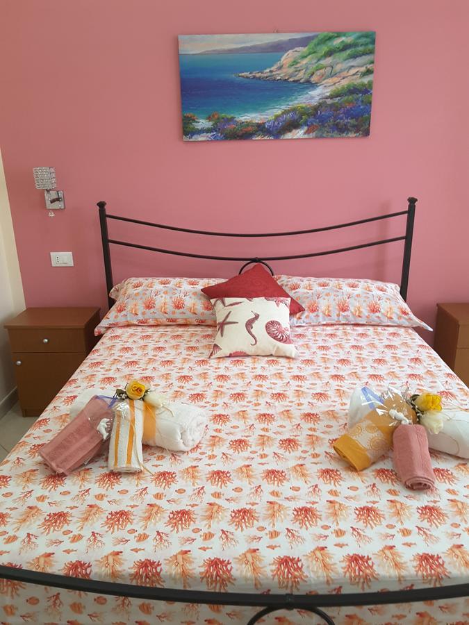 Stella Marina Rooms For Rent Portopalo Di Capo Passero Eksteriør billede