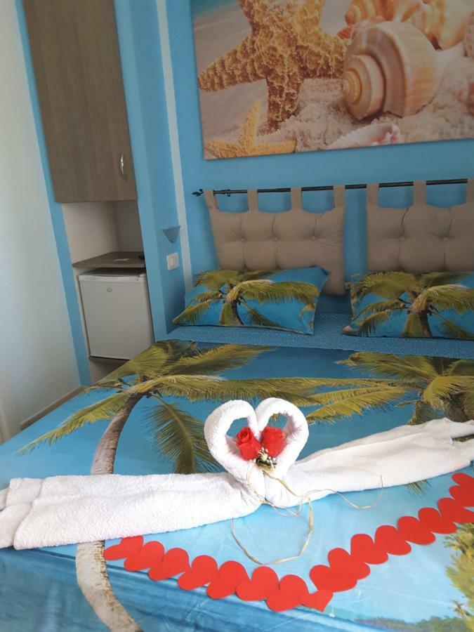 Stella Marina Rooms For Rent Portopalo Di Capo Passero Eksteriør billede